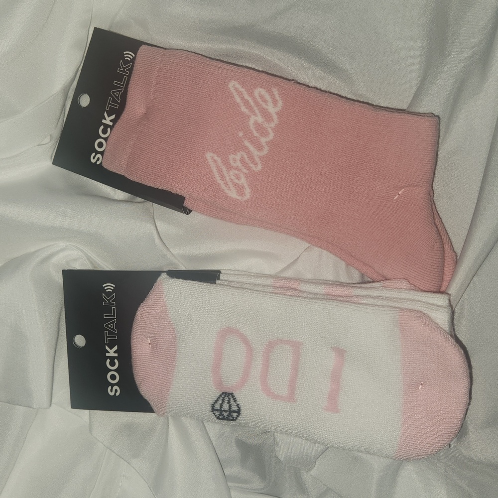 Shoe size 4-10 socks